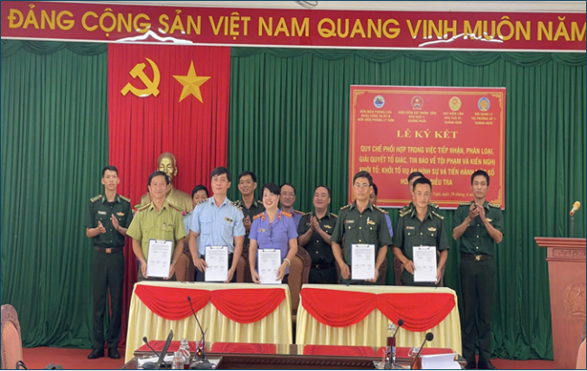 Hạt Kiểm lâm khu vực III thực hiện ký kết Quy chế phối hợp liên ngành trong công tác tiếp nhận, giải quyết nguồn tin về tội phạm